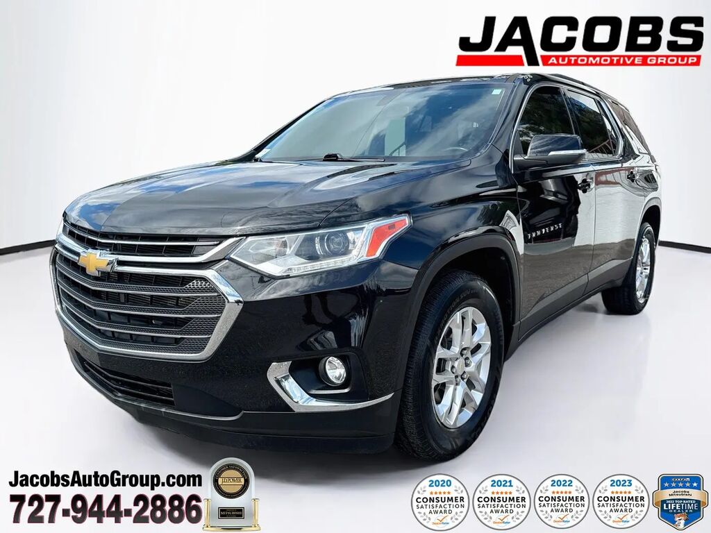 2021 Chevrolet Traverse LT Cloth — photo 1 of 13