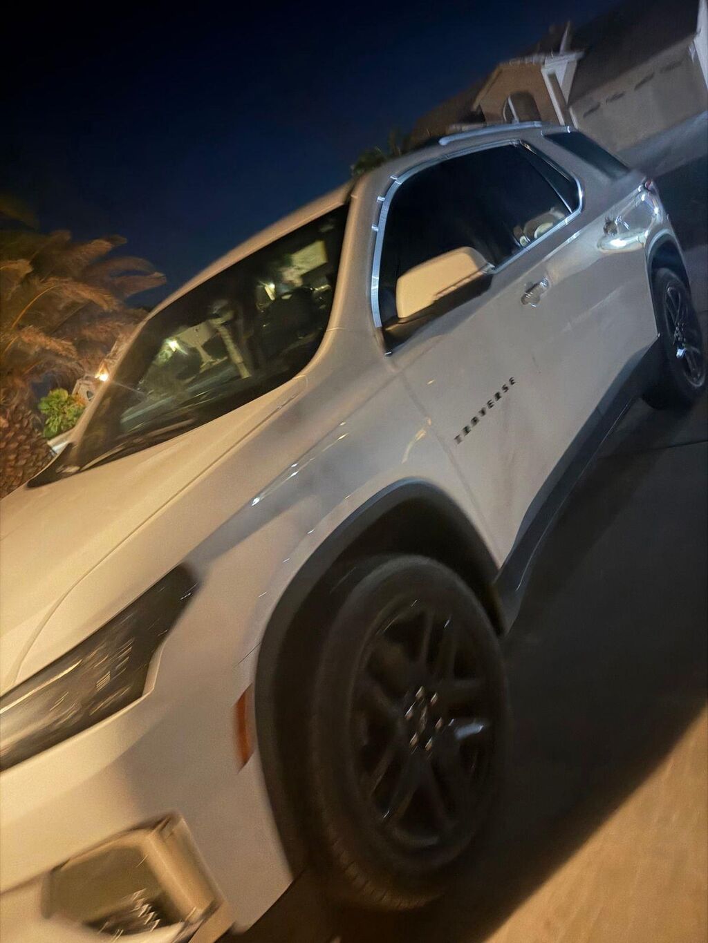 2023 Chevrolet Traverse LT Cloth — photo 1 of 13