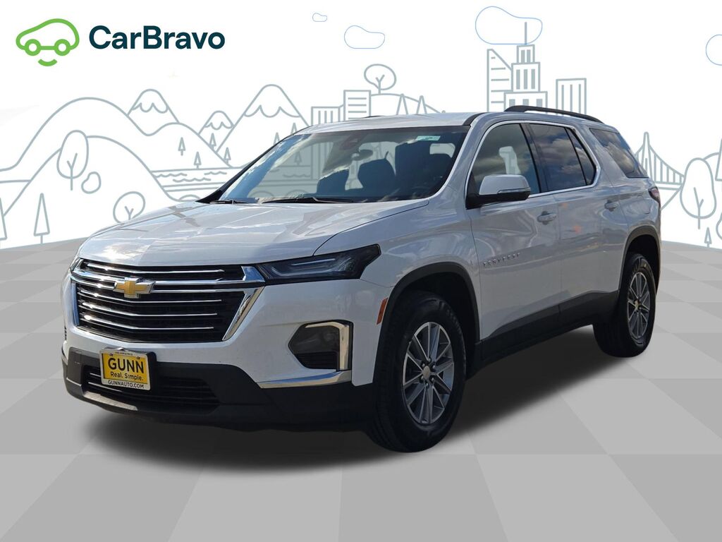 2023 Chevrolet Traverse LT Cloth — photo 1 of 7