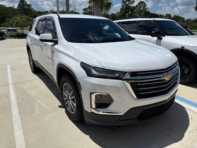 2023 Chevrolet Traverse LT Cloth — photo 1 of 26