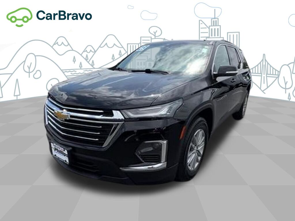 2023 Chevrolet Traverse LT Cloth — photo 1 of 13