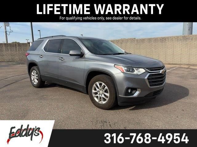 2021 Chevrolet Traverse LT Cloth — photo 1 of 25