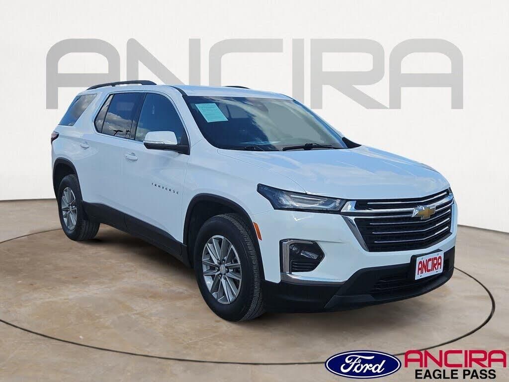 2023 Chevrolet Traverse LT Cloth — photo 1 of 1
