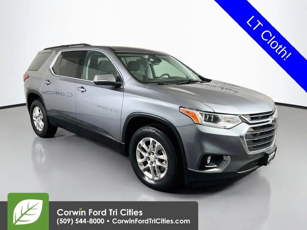 2021 Chevrolet Traverse LT Cloth — photo 1 of 13