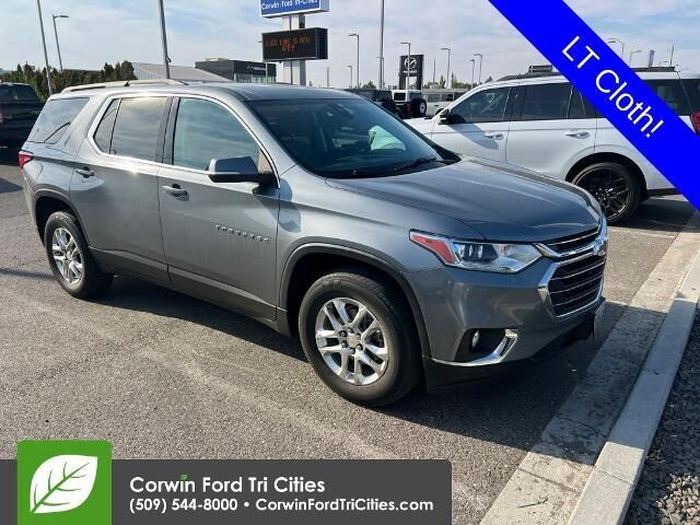 2021 Chevrolet Traverse LT Cloth — photo 1 of 26