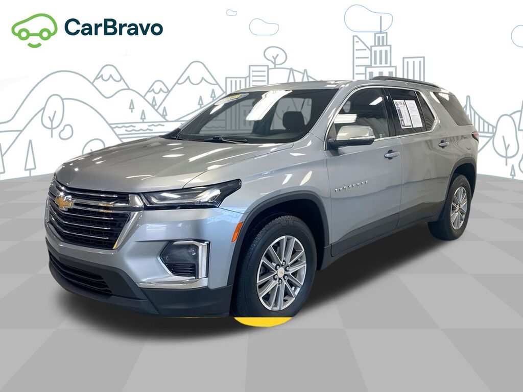 2023 Chevrolet Traverse LT Cloth — photo 1 of 6