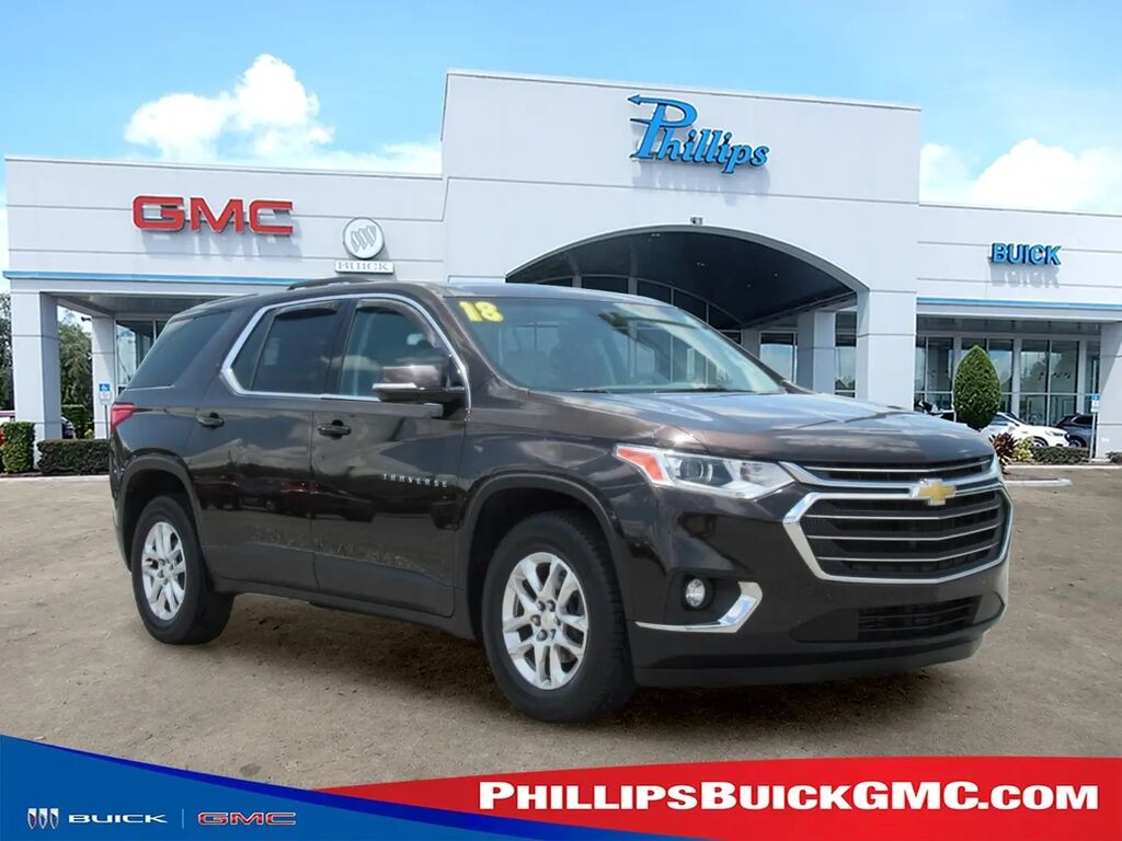 2018 Chevrolet Traverse LT Cloth — photo 1 of 13