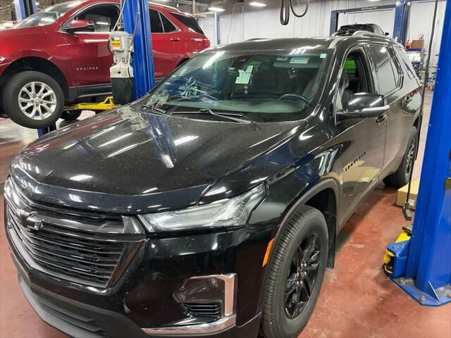 2023 Chevrolet Traverse LT Cloth — photo 1 of 6