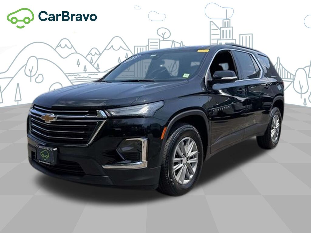 2023 Chevrolet Traverse LT Cloth — photo 1 of 6