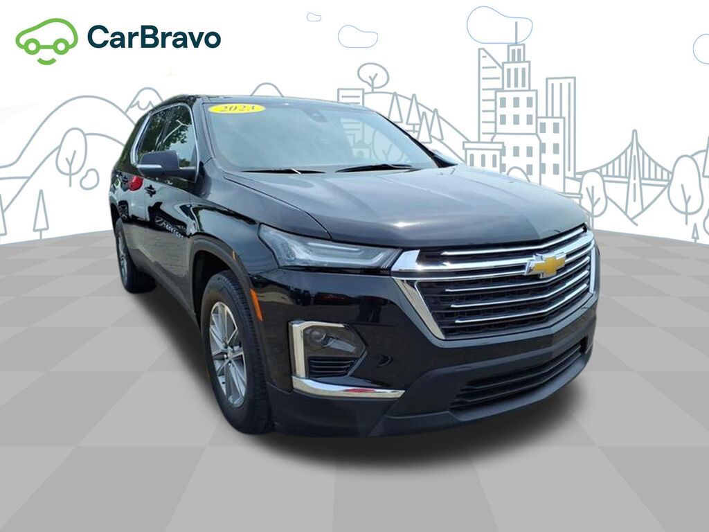 2023 Chevrolet Traverse LT Cloth — photo 1 of 7