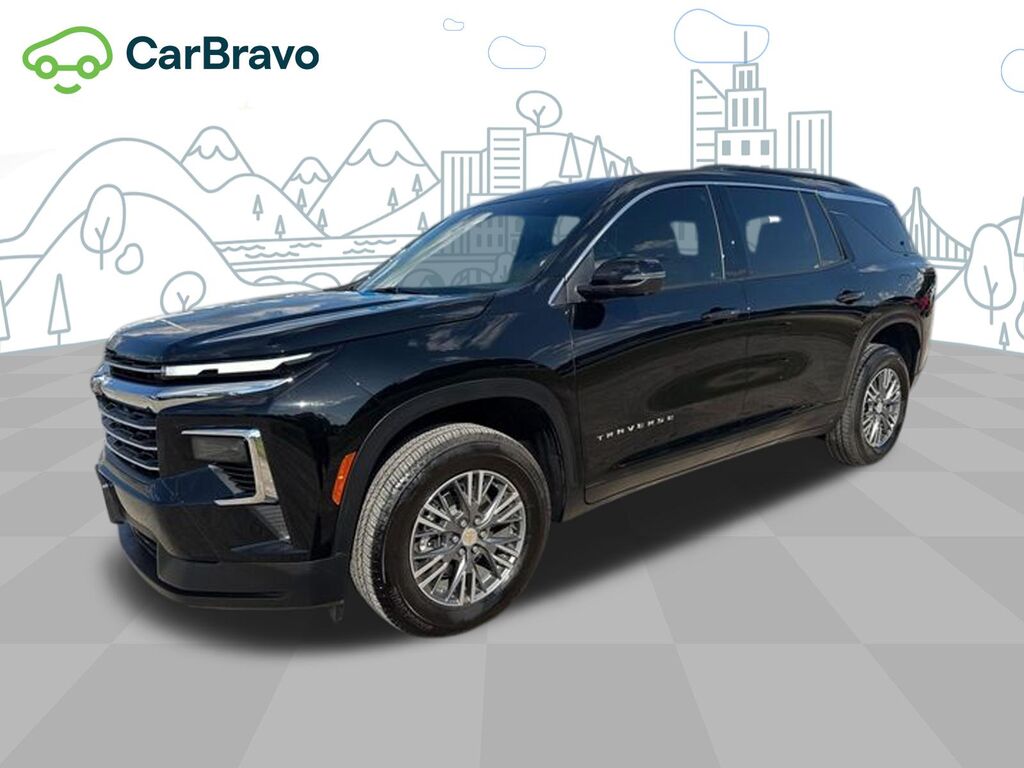 2025 Chevrolet Traverse LT — photo 1 of 6