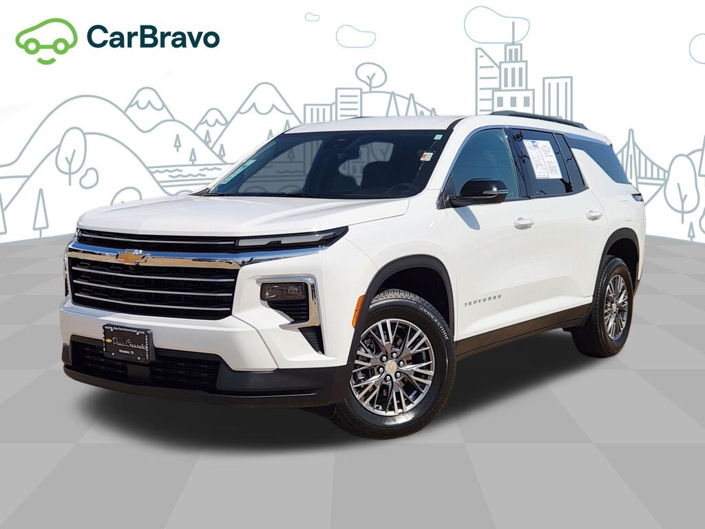 2025 Chevrolet Traverse LT — photo 1 of 6