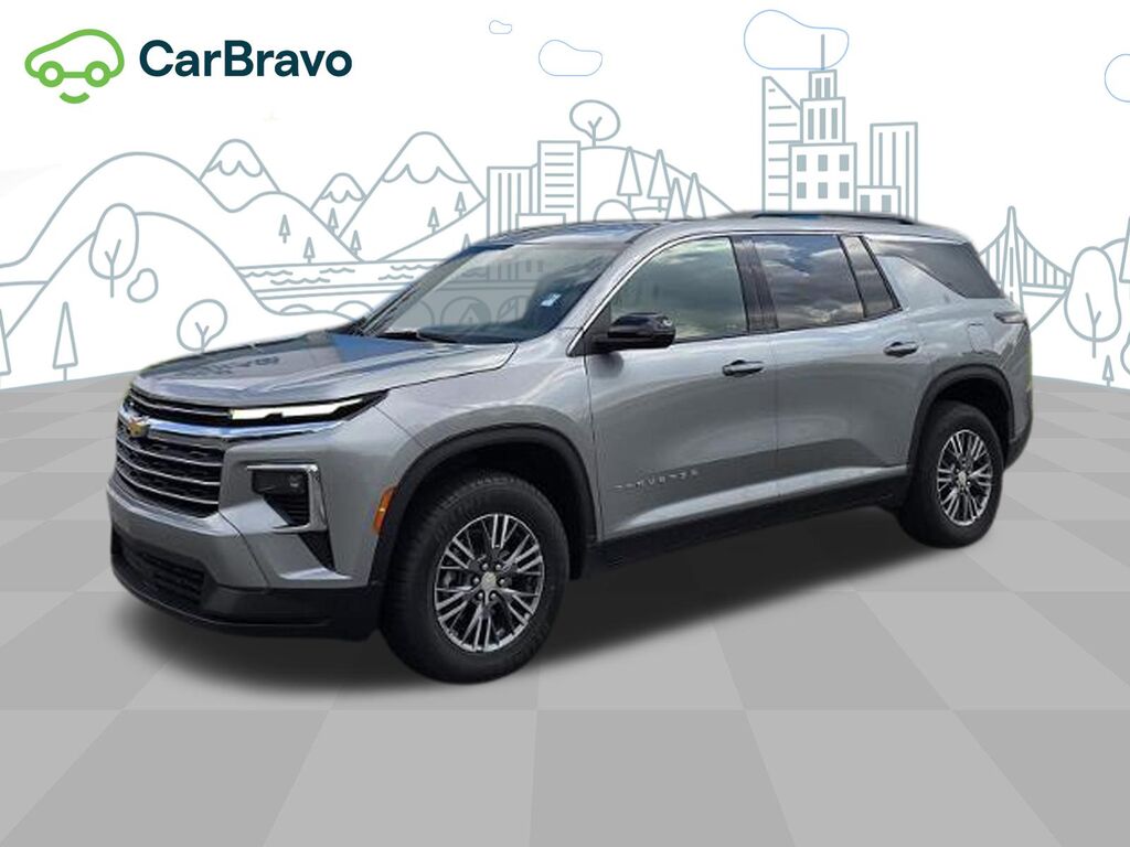 2025 Chevrolet Traverse LT — photo 1 of 6