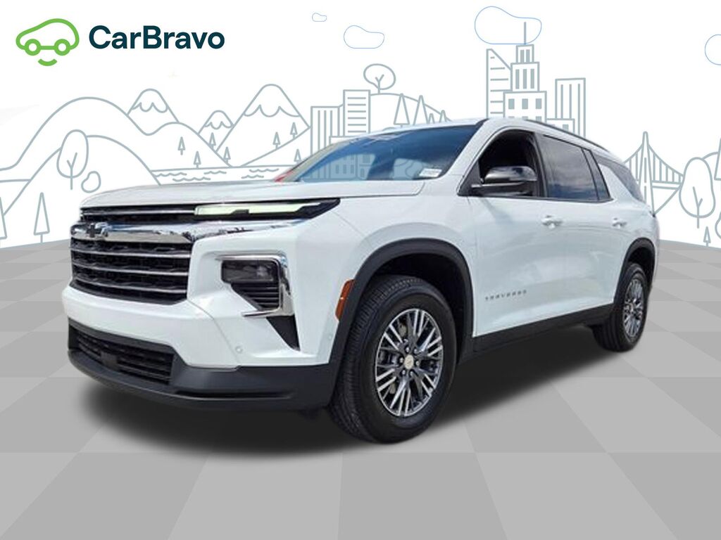 2025 Chevrolet Traverse LT — photo 1 of 7