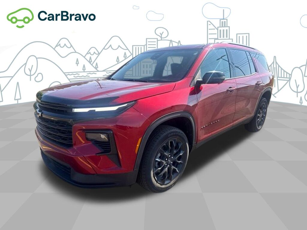 2025 Chevrolet Traverse LT — photo 1 of 6