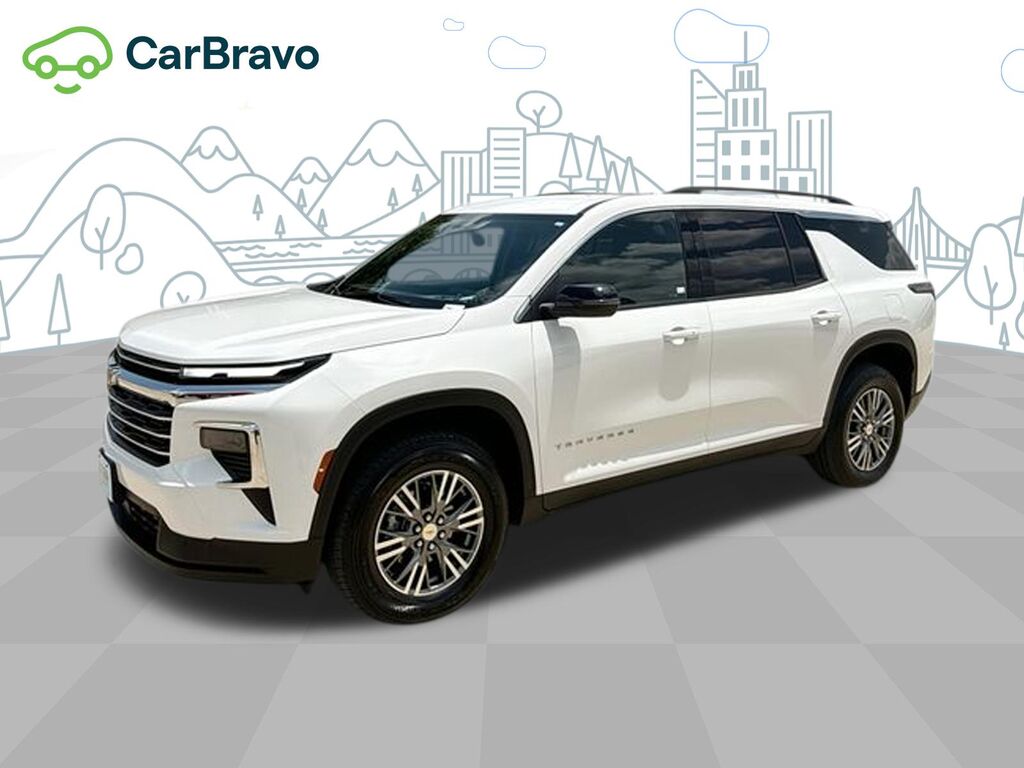 2025 Chevrolet Traverse LT — photo 1 of 7