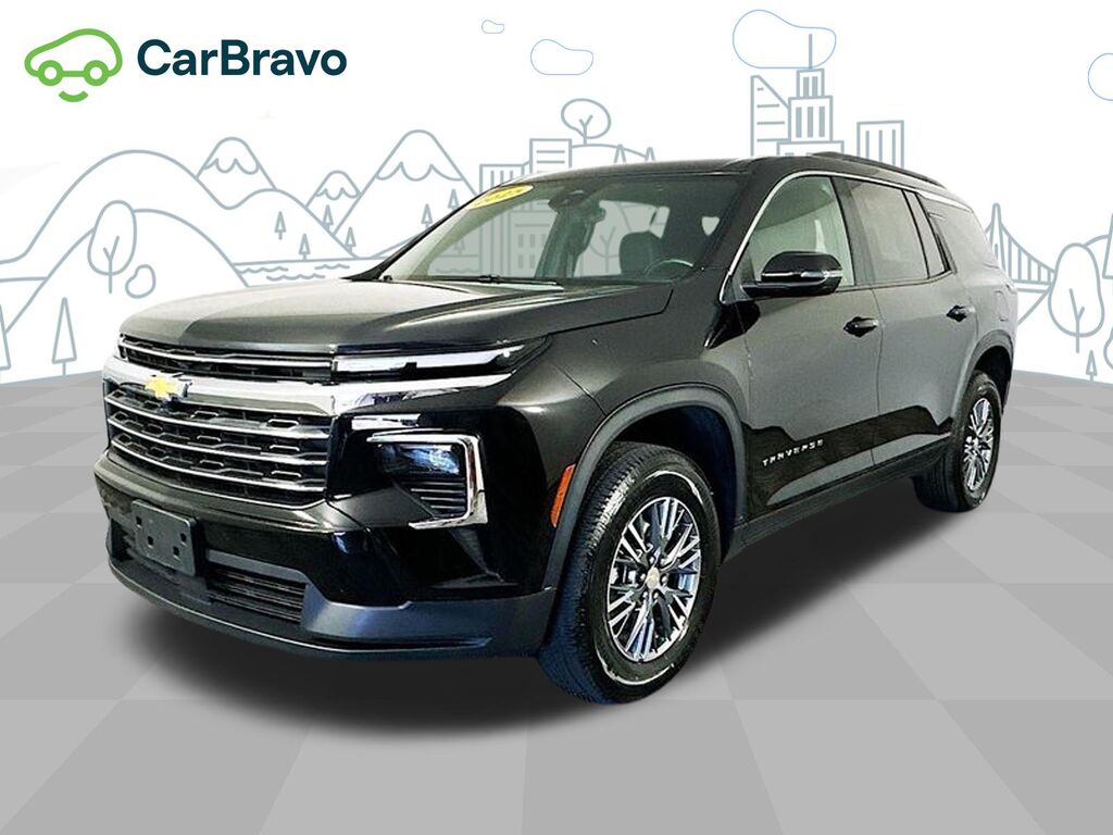 2025 Chevrolet Traverse LT — photo 1 of 6