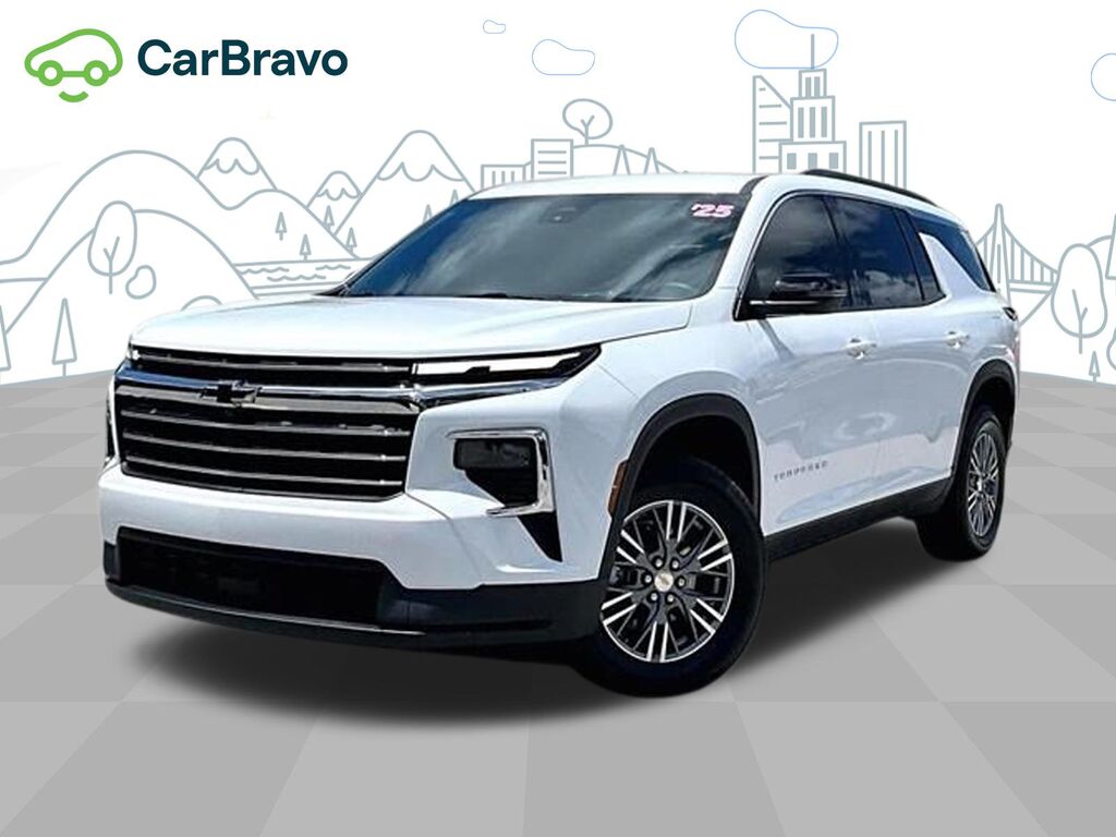 2025 Chevrolet Traverse LT — photo 1 of 6
