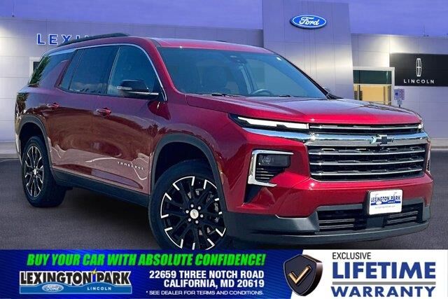 2025 Chevrolet Traverse LT — photo 1 of 26