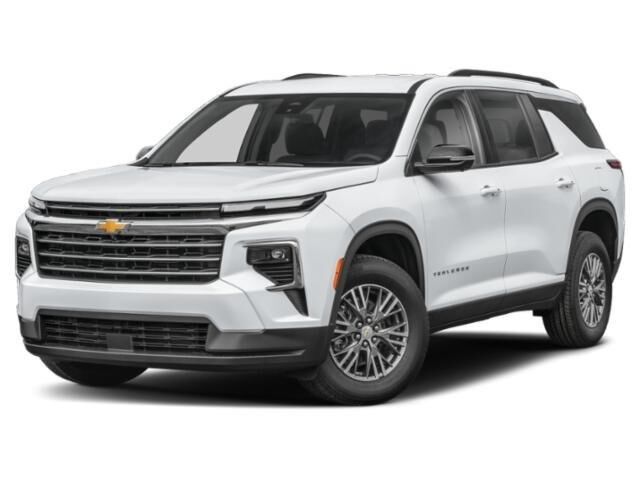 2025 Chevrolet Traverse LT — photo 1 of 4