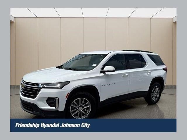 2023 Chevrolet Traverse LT Leather — photo 1 of 13