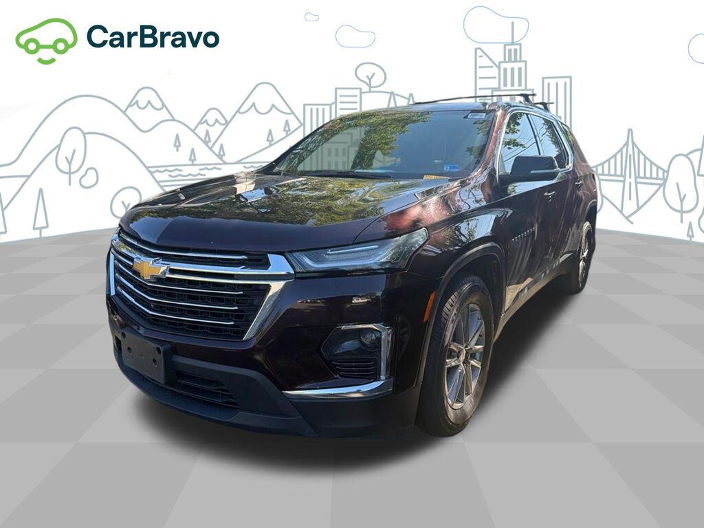 2023 Chevrolet Traverse LT Leather — photo 1 of 5