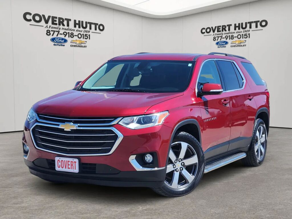 2019 Chevrolet Traverse LT Leather — photo 1 of 4