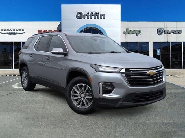 2023 Chevrolet Traverse LT Leather — photo 1 of 13