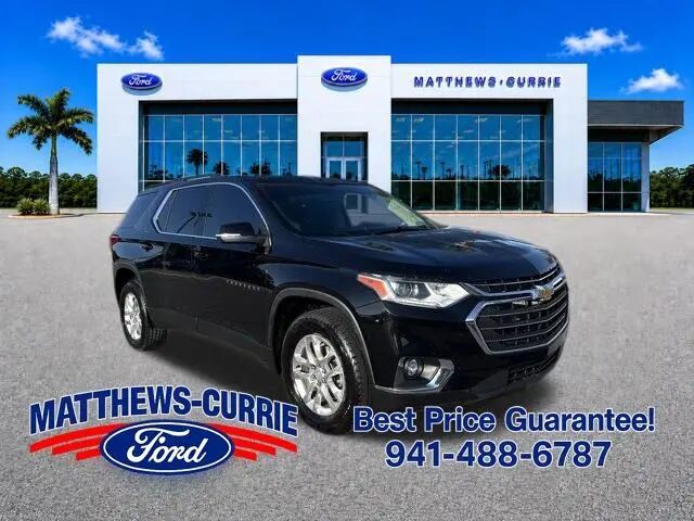 2021 Chevrolet Traverse LT Leather — photo 1 of 12