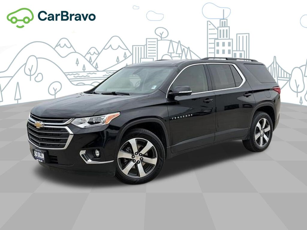 2021 Chevrolet Traverse LT Leather — photo 1 of 6