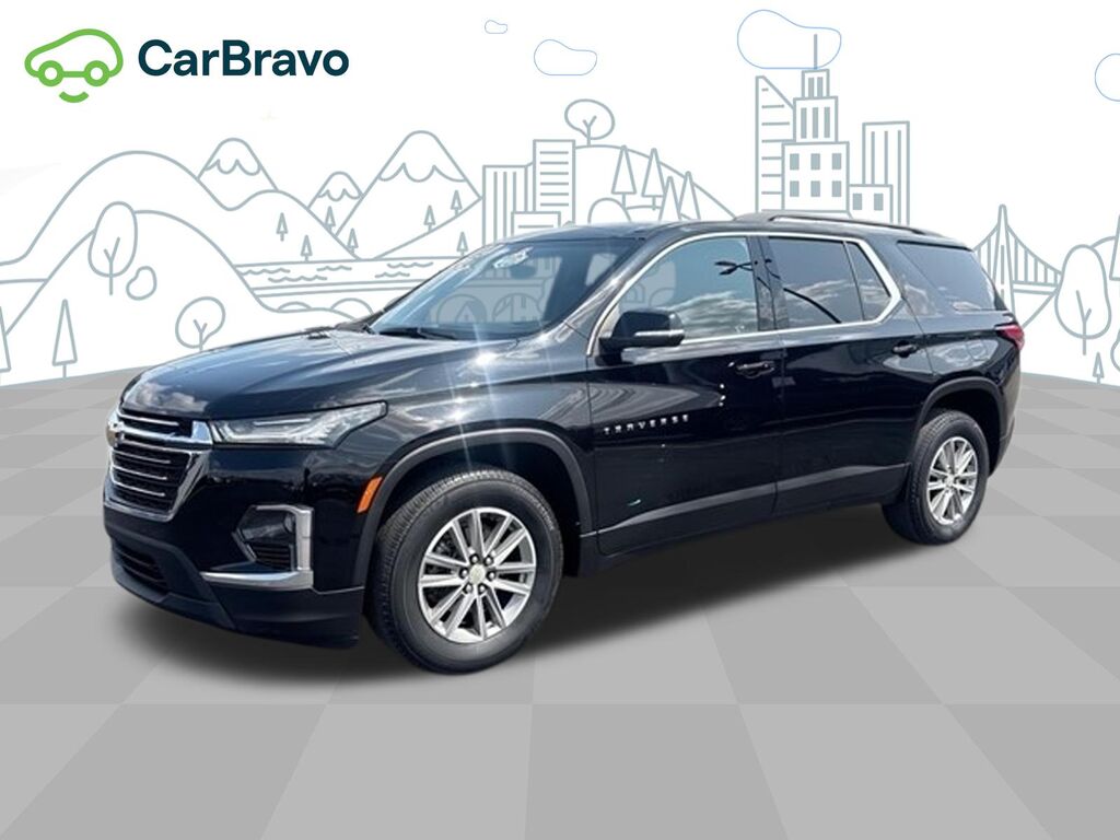 2023 Chevrolet Traverse LT Leather — photo 1 of 6