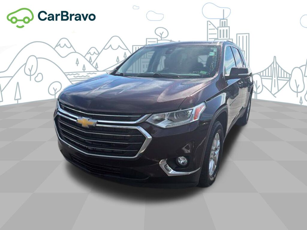 2021 Chevrolet Traverse LT Leather — photo 1 of 6