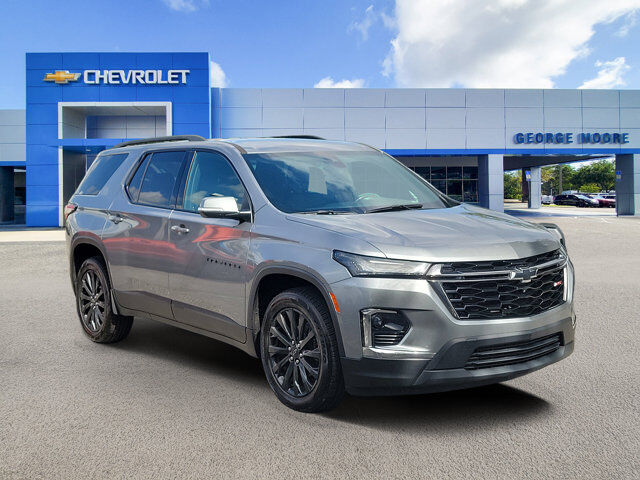 2023 Chevrolet Traverse RS