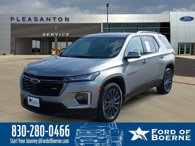 2023 Chevrolet Traverse RS — photo 1 of 13