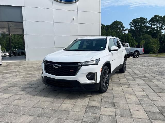2022 Chevrolet Traverse RS — photo 1 of 24