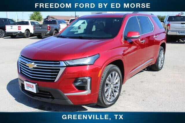 2023 Chevrolet Traverse Premier — photo 1 of 13