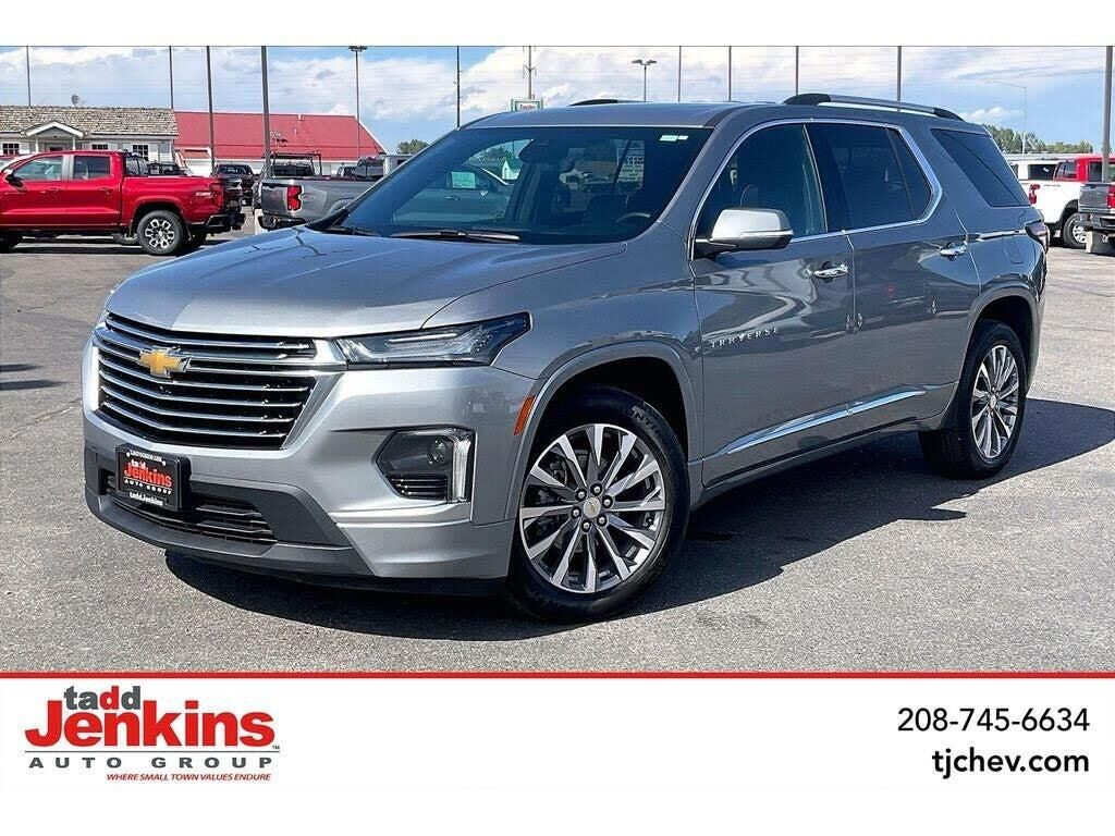 2023 Chevrolet Traverse Premier — photo 1 of 1