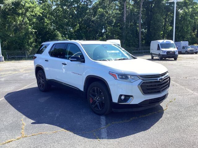 2020 Chevrolet Traverse Premier — photo 1 of 6