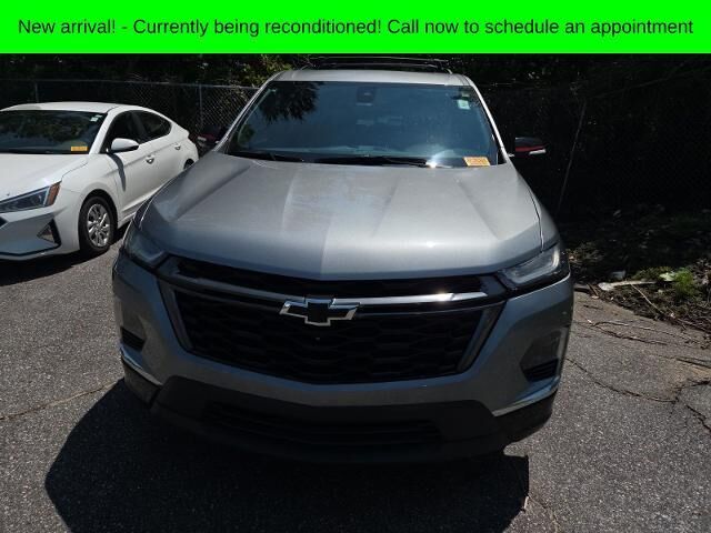2023 Chevrolet Traverse Premier — photo 1 of 51