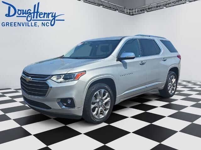 2021 Chevrolet Traverse Premier — photo 1 of 13