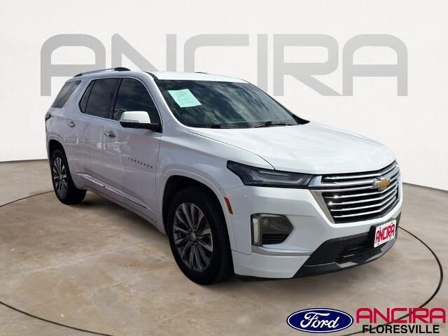 2023 Chevrolet Traverse Premier — photo 1 of 12
