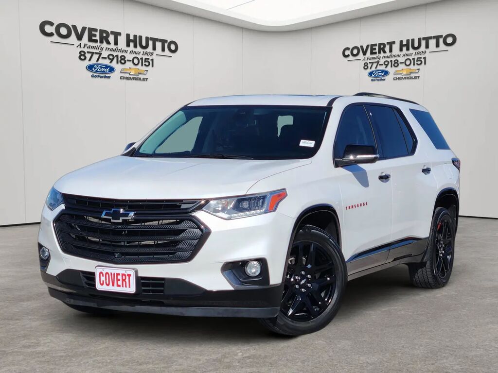 2021 Chevrolet Traverse Premier — photo 1 of 27