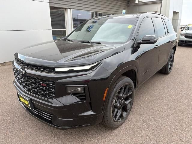 2024 Chevrolet Traverse RS — photo 1 of 24