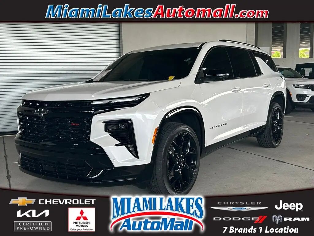 2024 Chevrolet Traverse RS — photo 1 of 13