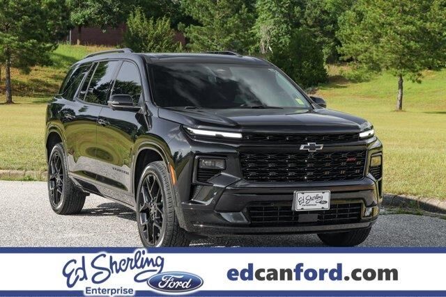 2024 Chevrolet Traverse RS — photo 1 of 13