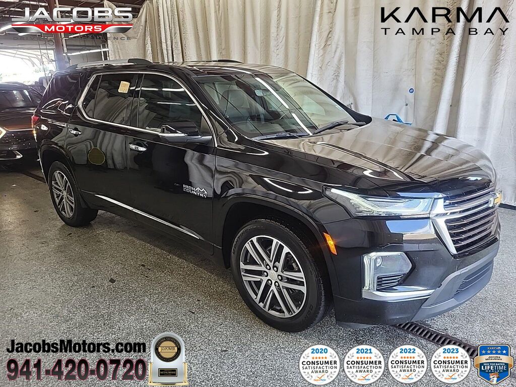 2023 Chevrolet Traverse High Country — photo 1 of 10