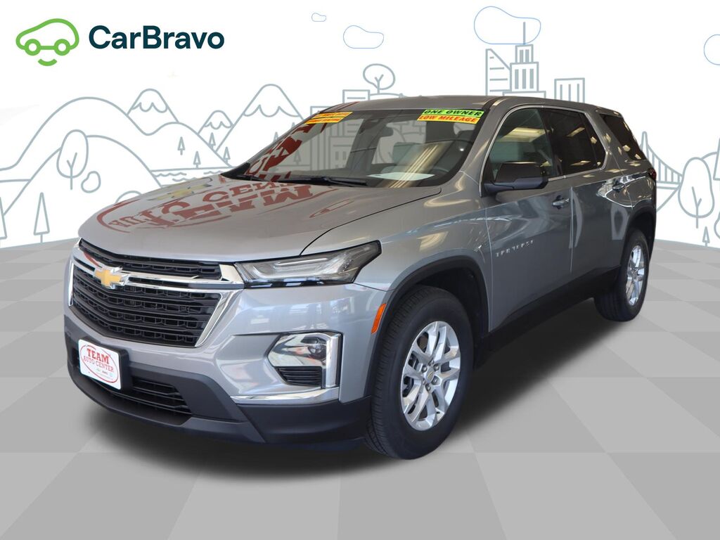 2024 Chevrolet Traverse Limited LS — photo 1 of 6