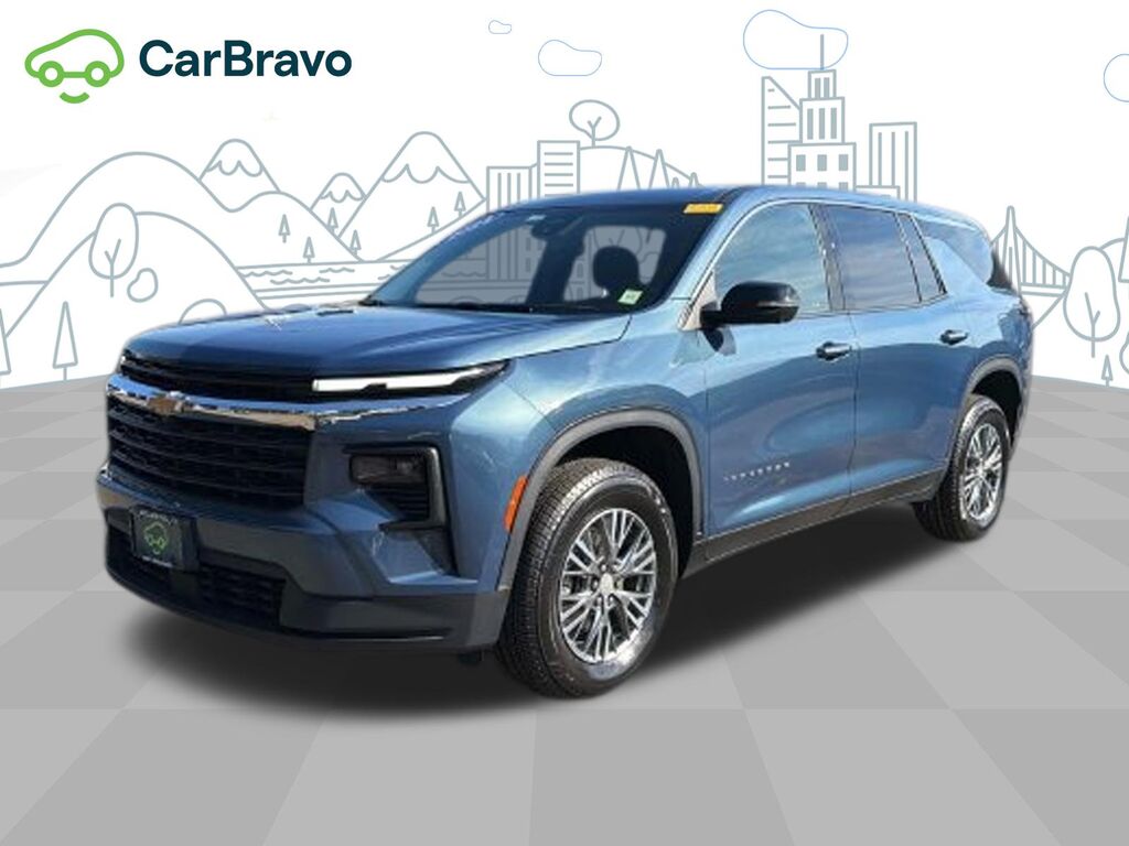 2024 Chevrolet Traverse LS — photo 1 of 7