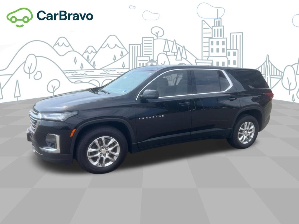 2023 Chevrolet Traverse LS — photo 1 of 7