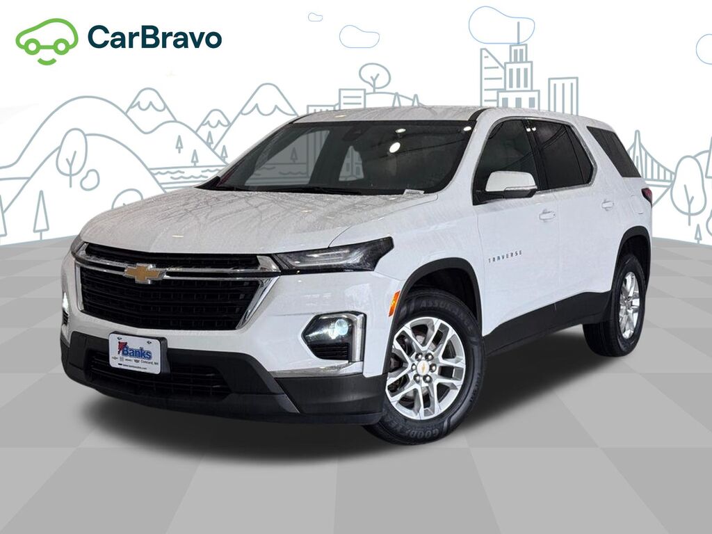 2023 Chevrolet Traverse LS — photo 1 of 6